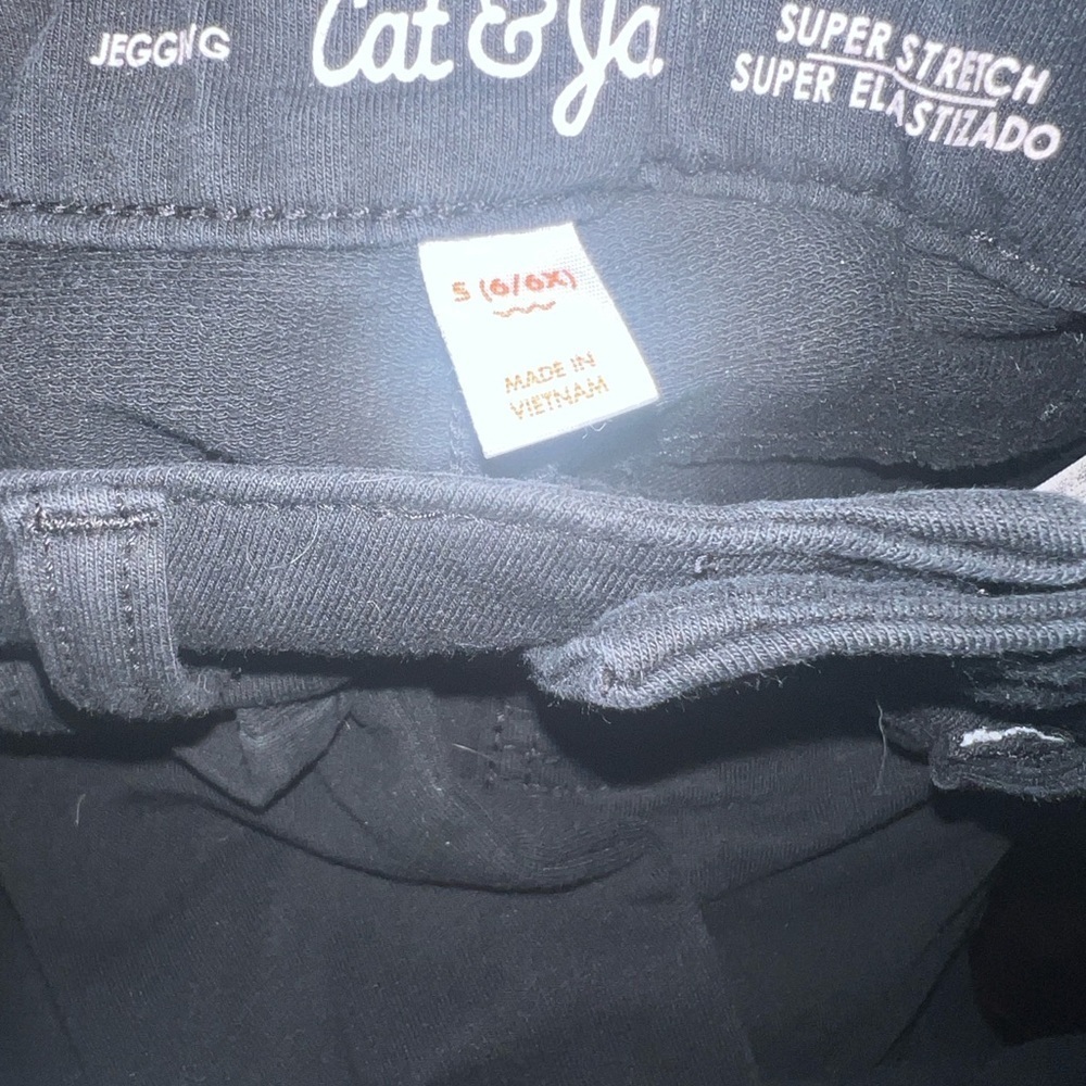 Cat & Javk Black Straight Leg jegging with Belt Loops - size 6/6X- adjustable - Picture 3 of 3